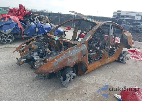 2026 Tesla Model Y Long Range Dual Motor All-Wheel Drive/Long Range Launch Series из США, поврежденный, VIN 7SAYGDEE1TA394561